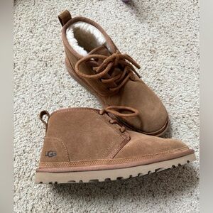 UGG Neumel boots- never worn.